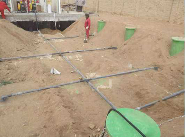 新疆塔里木油田采油厂三分厂  10T/H玻璃钢生活污水装置