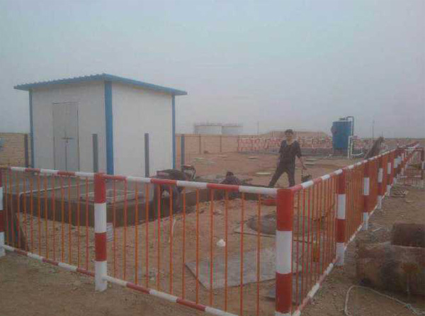 新疆塔里木油田采油厂二分厂、四分厂   10T/H 生活污水处理安装现场